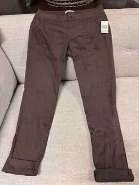 Jolt Women's Cargo Pants in Dark Brown